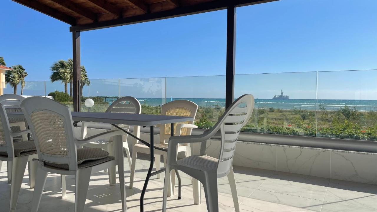 Beachfront Villa - Dasaki Larnaca Exterior foto